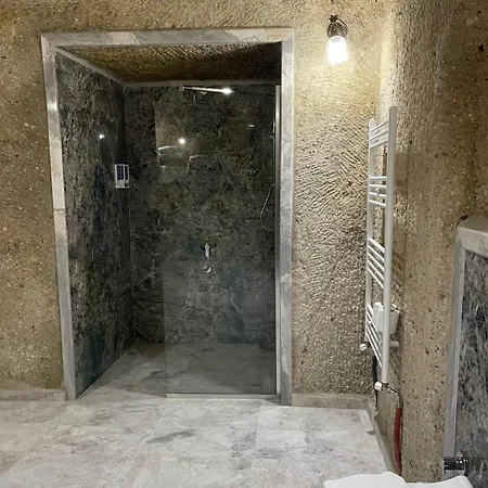 Cappadocia Empire Cave Hotel Göreme