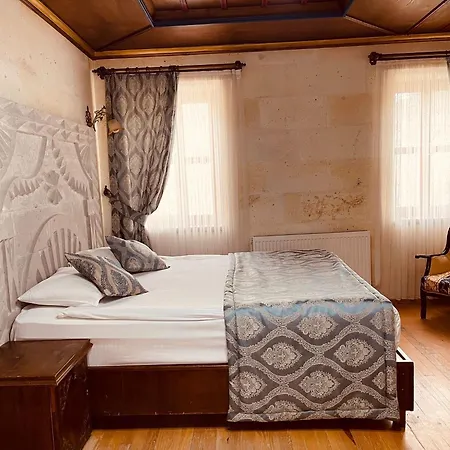 Cappadocia Empire Cave Hotel 2*