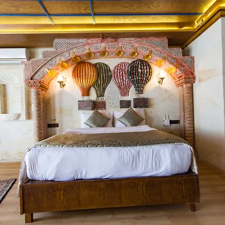 Готель Cappadocia Empire Cave Гьореме