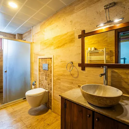 Cappadocia Empire Cave Hotel 4*